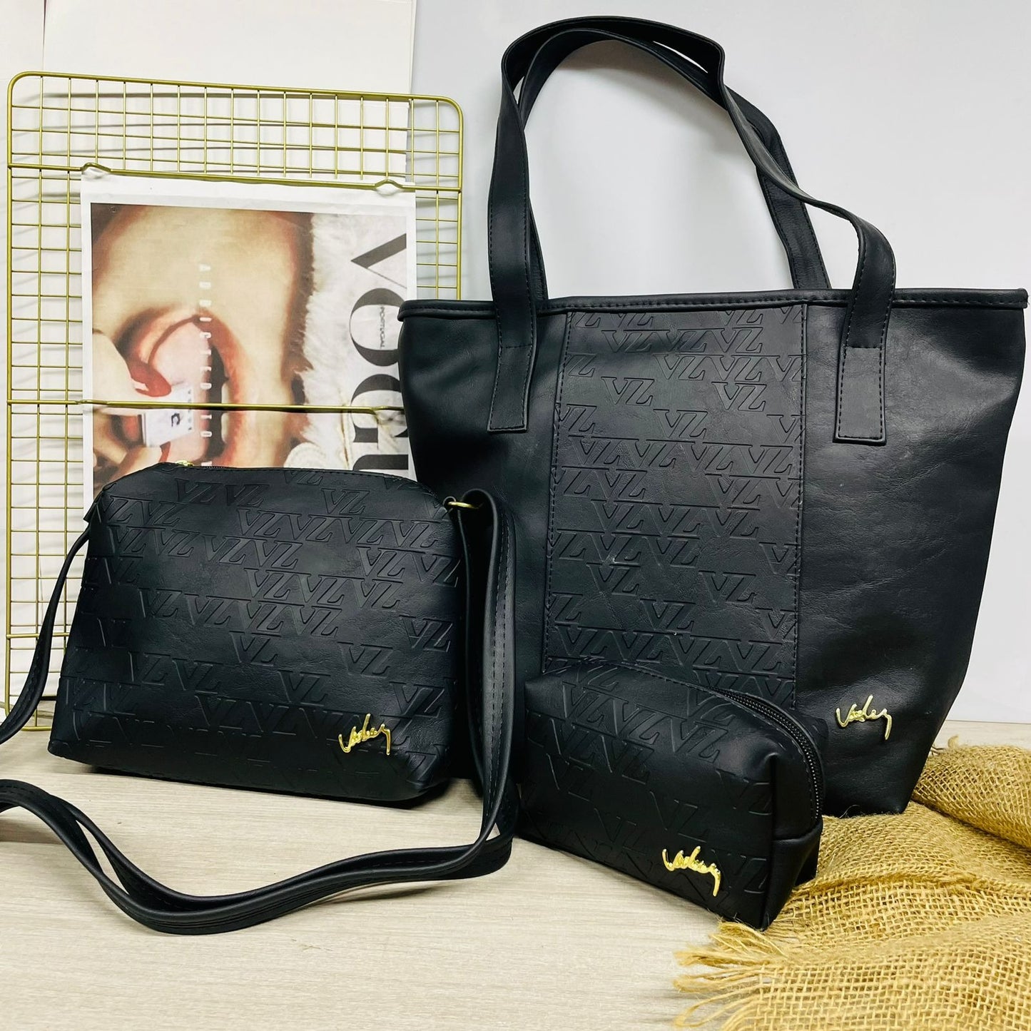 Set Exclusivo Ibiza Vélez 👜 Bolso, Carriel y Cosmetiquera